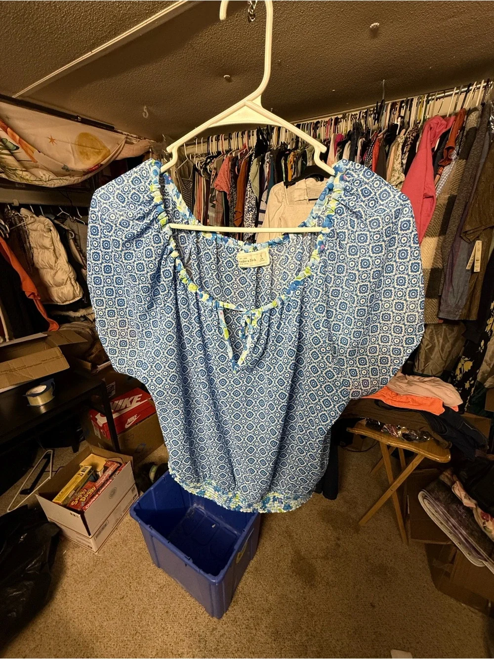 Abercrombie & Fitch Blue Printed Puff-Sleeve Tie-Neck Top